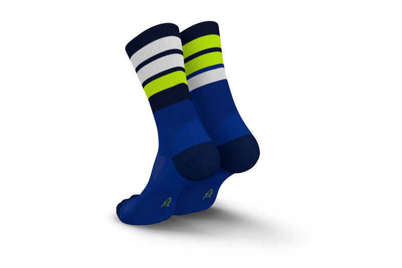 Laden Sie das Bild in Galerie -Viewer, {Merino Strive Blue Canary
