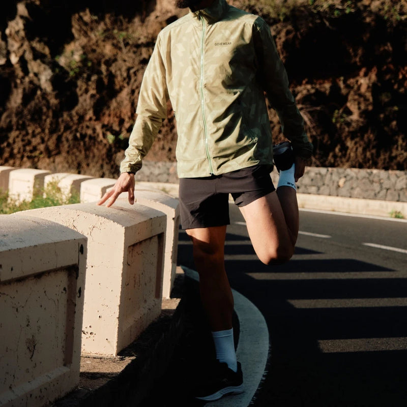 Laden Sie das Bild in Galerie -Viewer, {Concurve 7 Inch Shorts