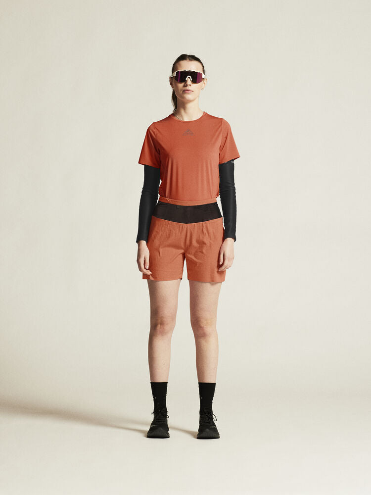 Laden Sie das Bild in Galerie -Viewer, {Lady Pro Trail Tee