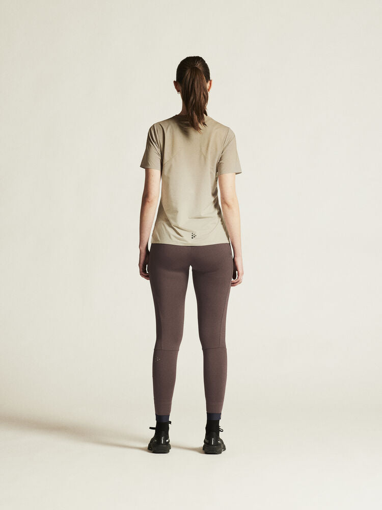 Laden Sie das Bild in Galerie -Viewer, {Lady Pro Trail Tee