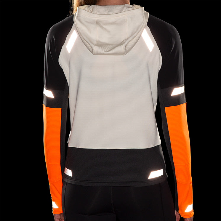 Laden Sie das Bild in Galerie -Viewer, {Lady Run Visible Notch Thermal Hoodie 2.0