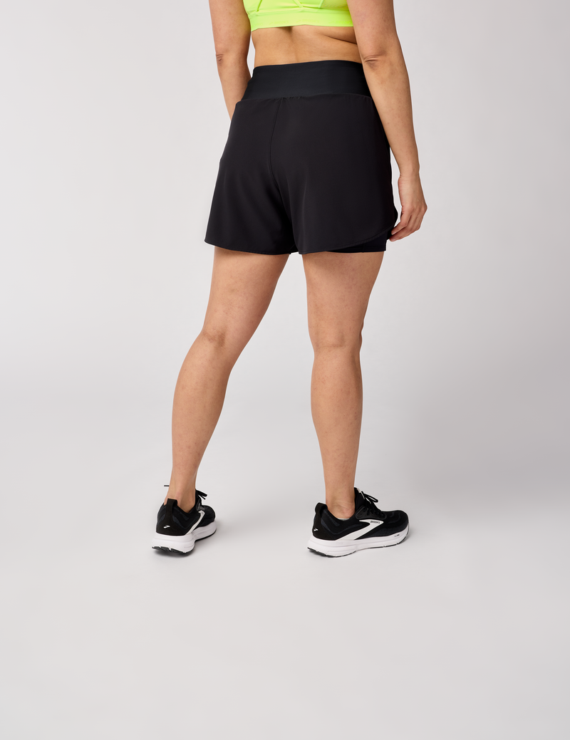 Laden Sie das Bild in Galerie -Viewer, {Lady Chaser 5" 2-in-1 Short 2.0