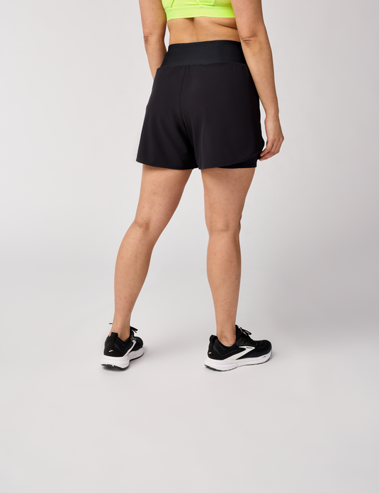 Lady Chaser 5" 2-in-1 Short 2.0