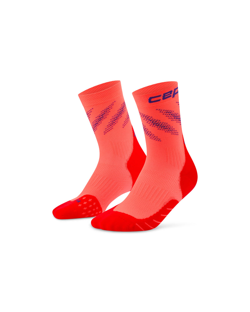 Laden Sie das Bild in Galerie -Viewer, {The Run Edt. Elliptic Socks Mid Cut Women