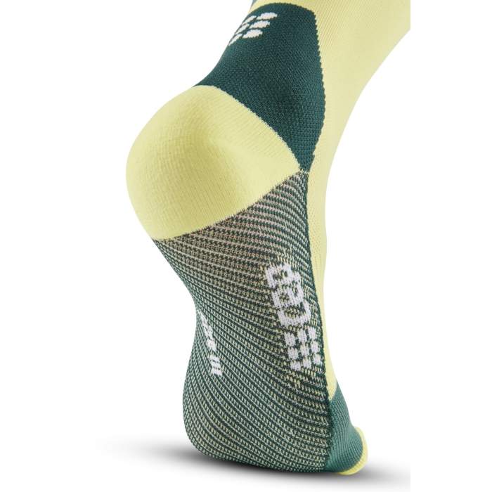 Laden Sie das Bild in Galerie -Viewer, {Mid Cut Socks women Run Limited 2024