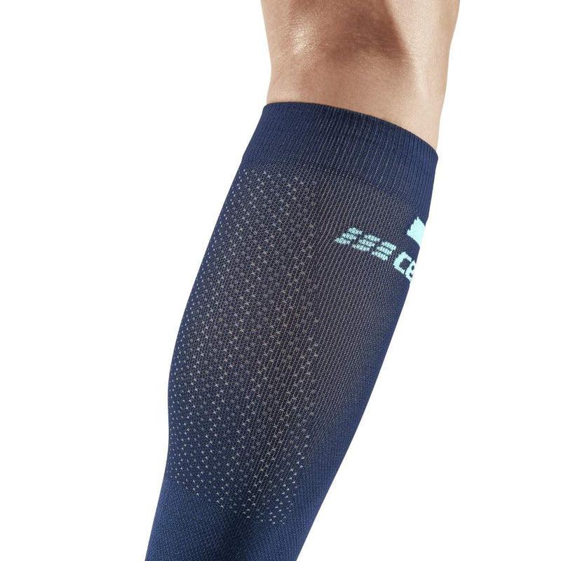 Laden Sie das Bild in Galerie -Viewer, {The Run Compressions Socks Tall Women