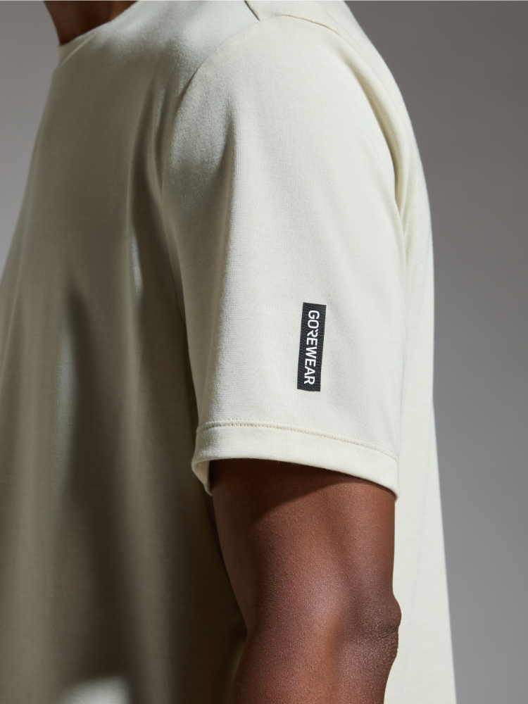Laden Sie das Bild in Galerie -Viewer, {Training Tee
