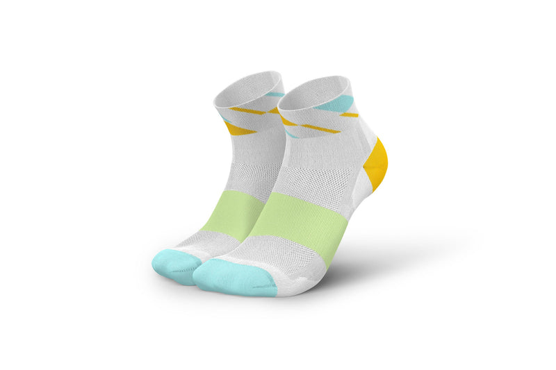 Laden Sie das Bild in Galerie -Viewer, {Ultralight Angles Short Mint Yellow