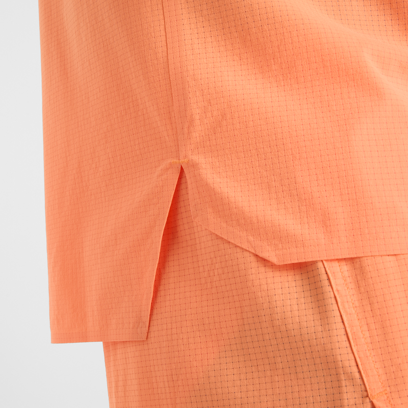 Laden Sie das Bild in Galerie -Viewer, {Race Day Ultra Light T-Shirt