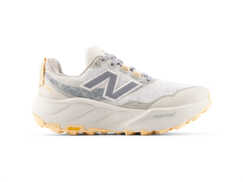 Laden Sie das Bild in Galerie -Viewer, {Lady Fresh Foam Hierro v9