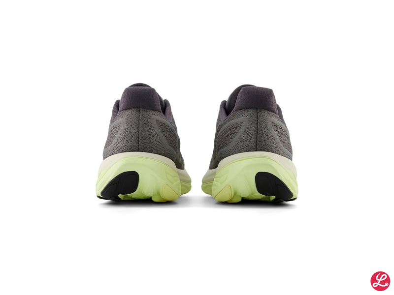 Laden Sie das Bild in Galerie -Viewer, {Fresh Foam Vongo v6
