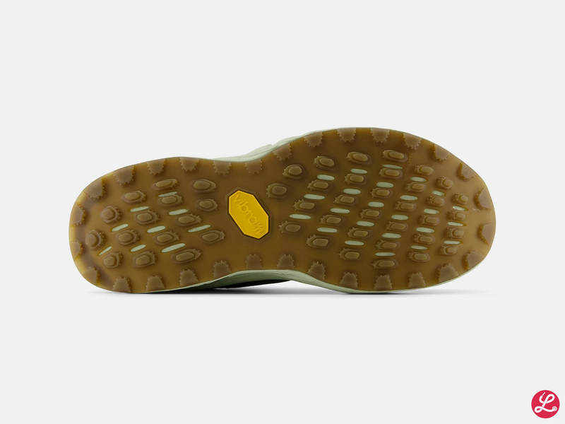 Laden Sie das Bild in Galerie -Viewer, {Hierro v8