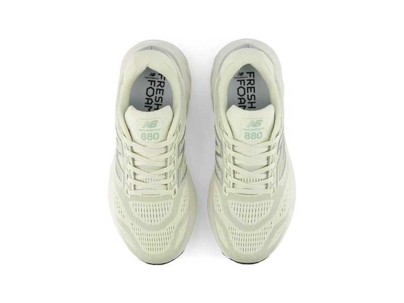 Laden Sie das Bild in Galerie -Viewer, {Lady Fresh Foam 880v15 2a