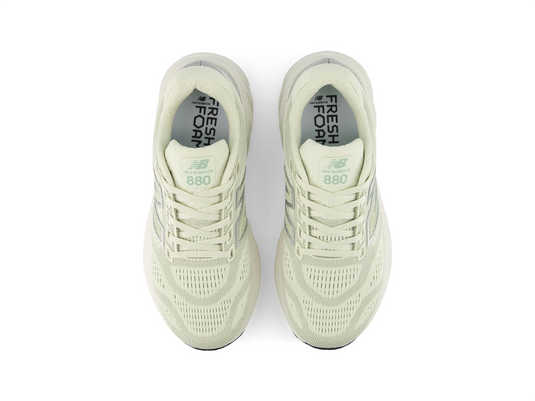 Lady Fresh Foam 880v15 2a