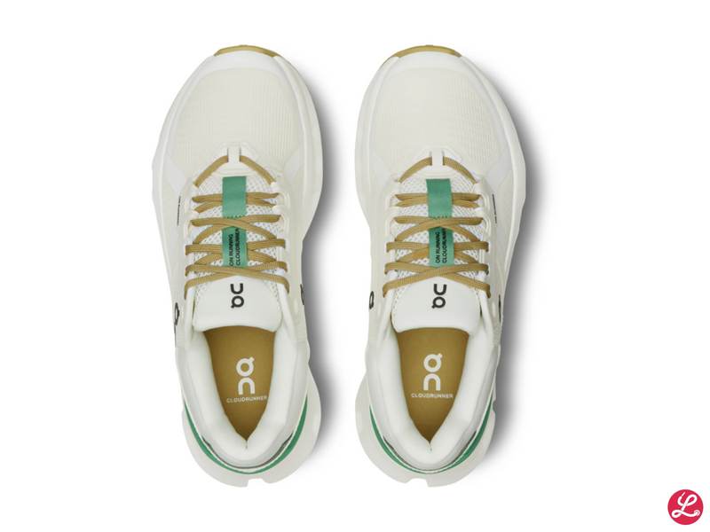 Laden Sie das Bild in Galerie -Viewer, {Lady Cloudrunner 2