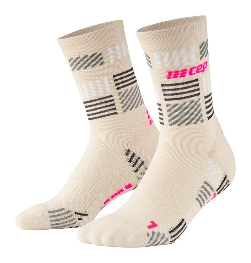 Laden Sie das Bild in Galerie -Viewer, {The Run Limited 2024.2 Socks Mid Cut Women