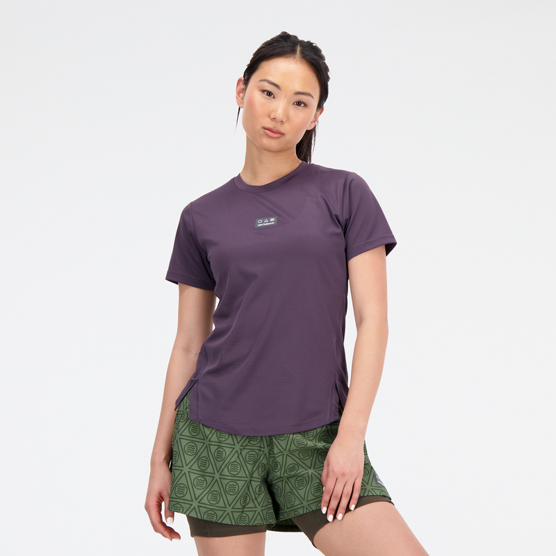 Laden Sie das Bild in Galerie -Viewer, {Lady Impact Run AT N-Vent Tee