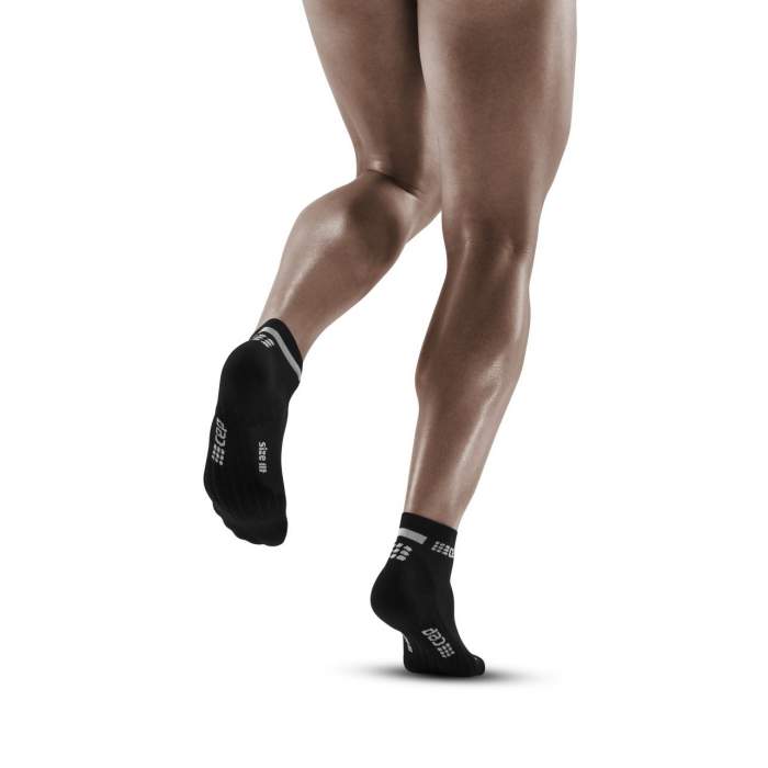 Laden Sie das Bild in Galerie -Viewer, {The Run Compressions Socks Low Cut Men