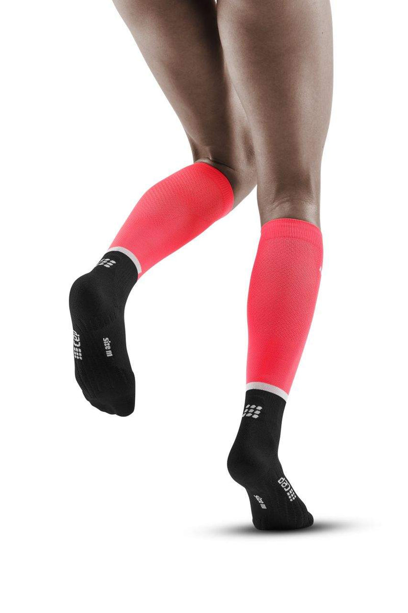 Laden Sie das Bild in Galerie -Viewer, {The Run Compressions Socks Tall Women