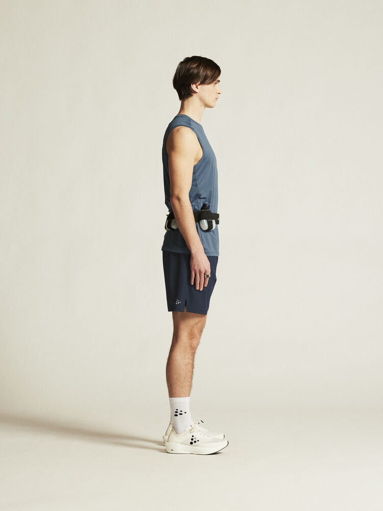 Laden Sie das Bild in Galerie -Viewer, {Essence Singlet Tee
