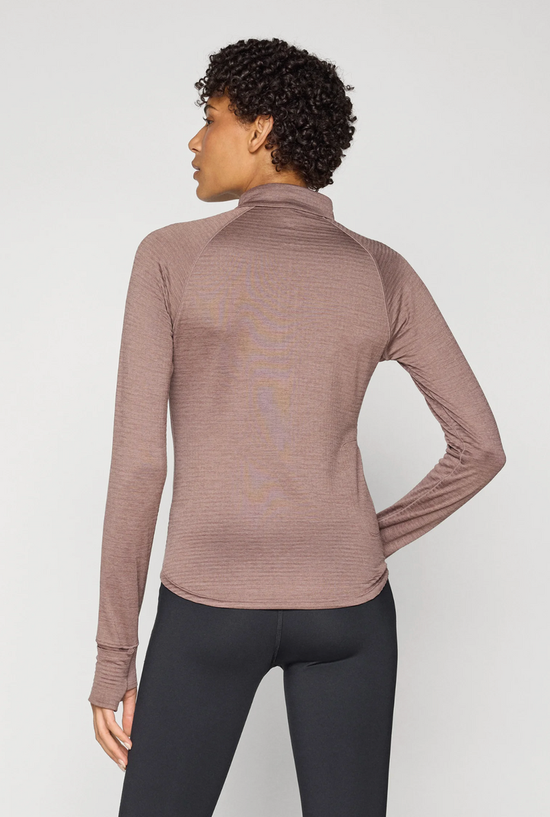 Laden Sie das Bild in Galerie -Viewer, {Lady Athletics Heat Grid Half Zip
