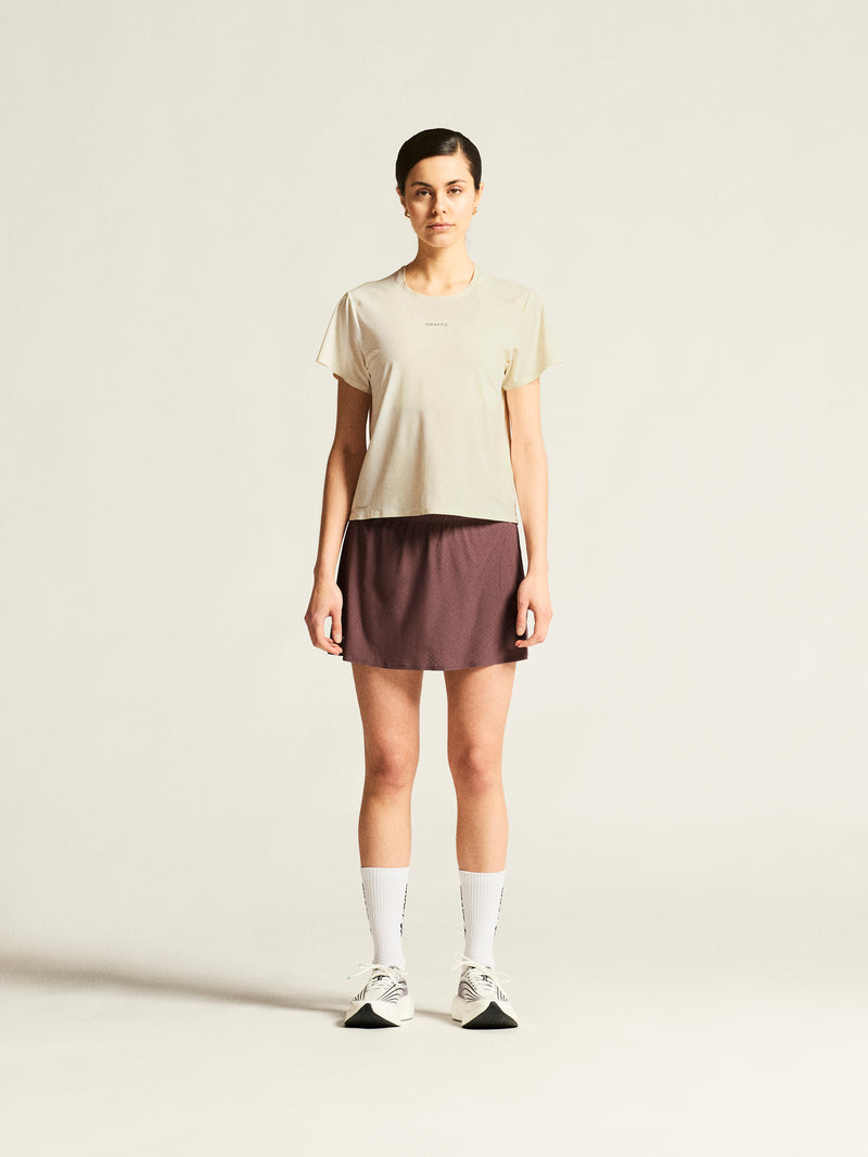 Laden Sie das Bild in Galerie -Viewer, {Lady Hypervent Tee
