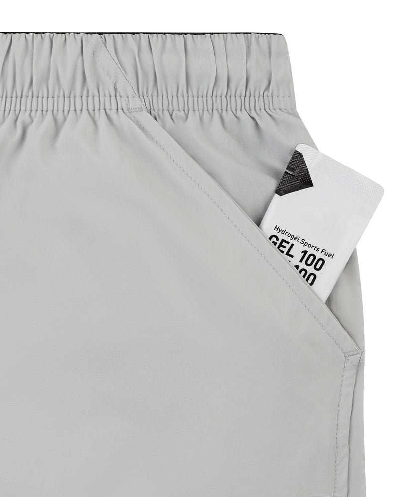 Laden Sie das Bild in Galerie -Viewer, {Lady Core Run Shorts  Loose Fit
