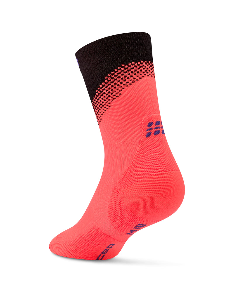 Laden Sie das Bild in Galerie -Viewer, {The Run Compressions Socks Mid Cut Men Split Fade

