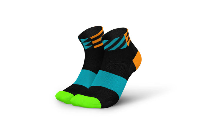 Ultralight Elements Short Black Cyan