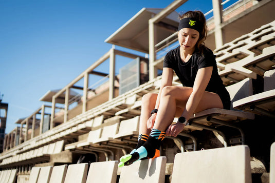Ultralight Elements Short Black Cyan