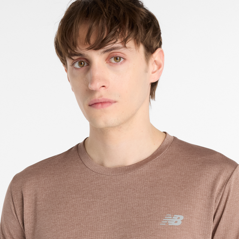 Laden Sie das Bild in Galerie -Viewer, {Athletics Run T-Shirt
