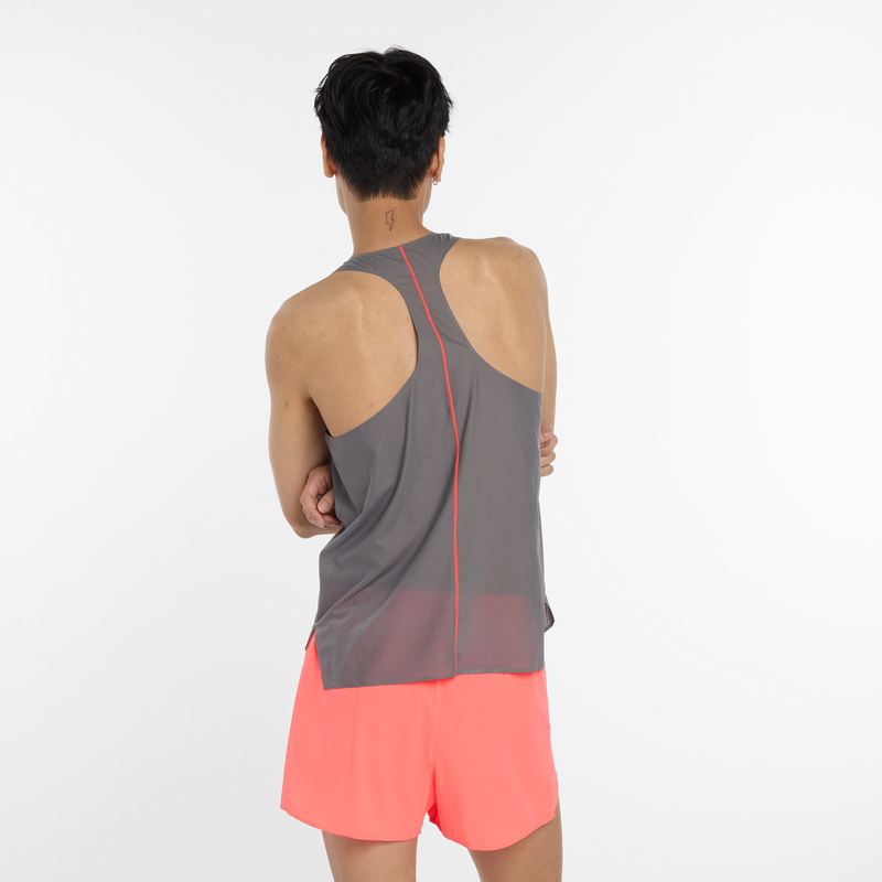 Laden Sie das Bild in Galerie -Viewer, {Race Day Ultra Light Singlet
