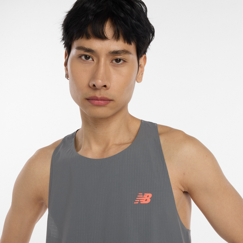 Laden Sie das Bild in Galerie -Viewer, {Race Day Ultra Light Singlet

