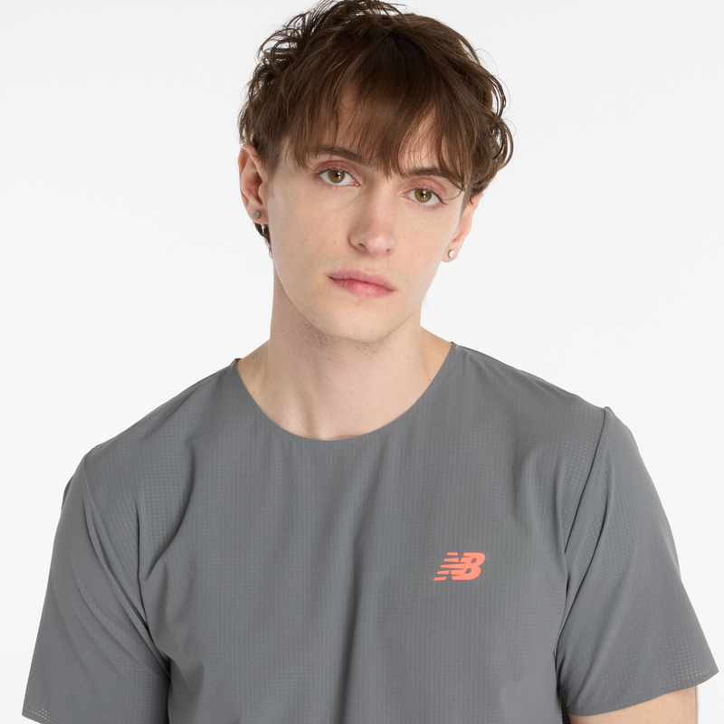 Laden Sie das Bild in Galerie -Viewer, {Race Day Ultra Light T-Shirt
