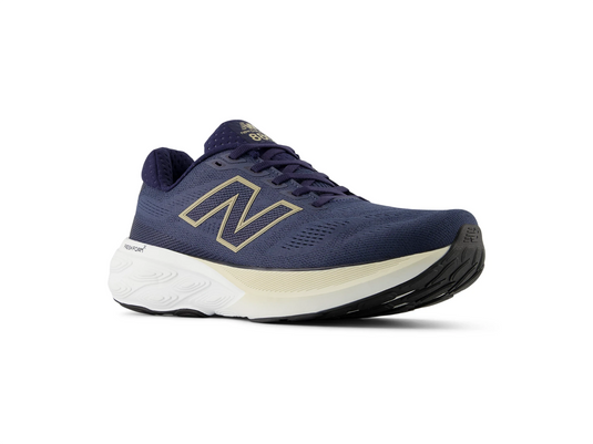 Fresh Foam 880v15 4E
