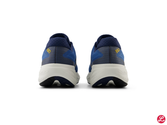 Fresh Foam 880v15 4E