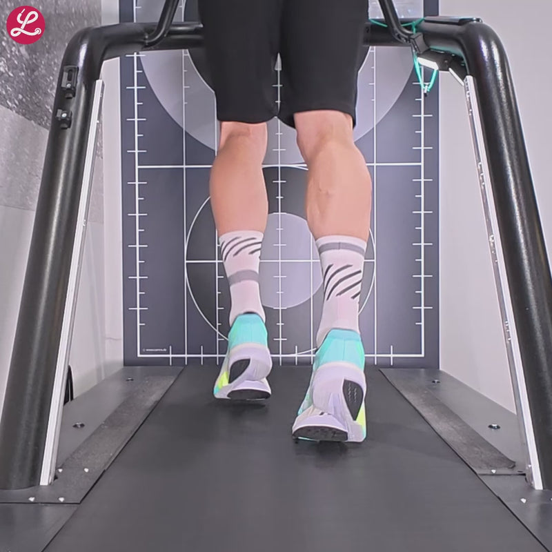 I18n Error: Missing interpolation value &quot;ageAlt&quot; for &quot;Laden und spielen Sie Video in Galerie -Viewer, {{ ageAlt }}&quot;
