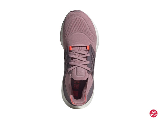 UltraBoost 22 w Lunge Der Laufladen